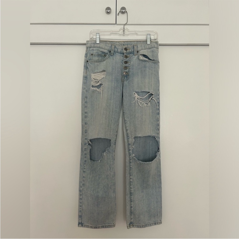 Carmar Low Rise Light Wash Ripped Jeans Size 24